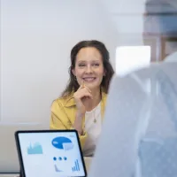 Autamme sinua osakeyhtiön perustamisessa